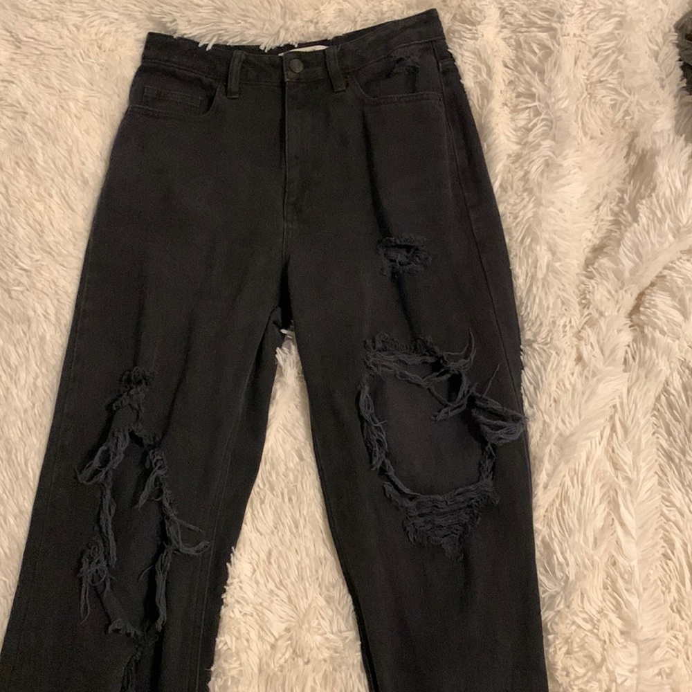 Pacsun Black 90’s Boyfriend Jeans. W26